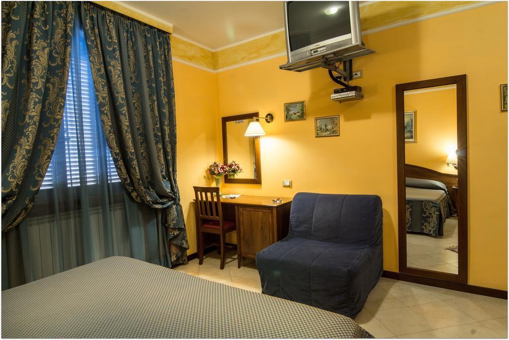 B&B Degli Amici Ciampino Rom bilde