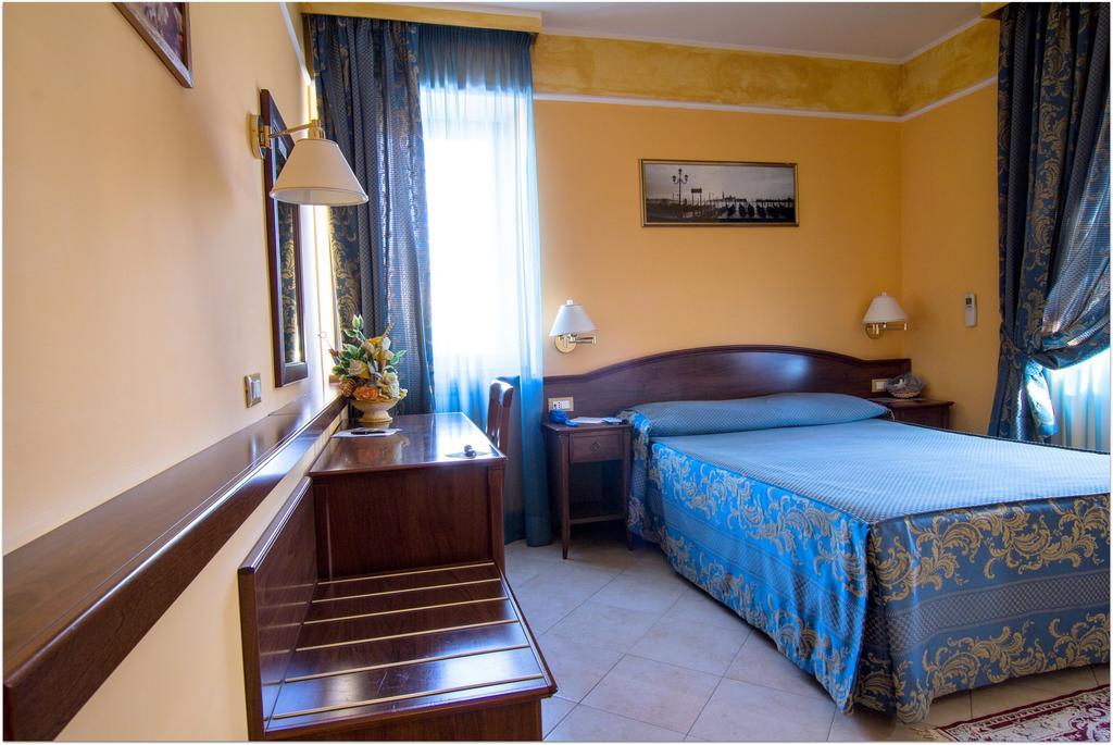 B&B Degli Amici Ciampino Rom bilde