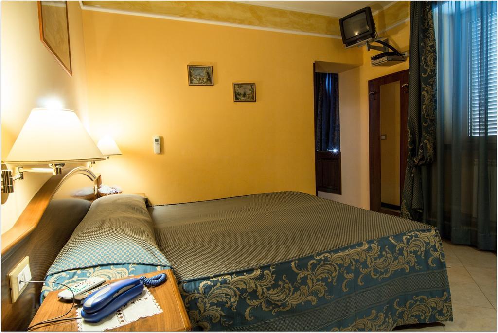 B&B Degli Amici Ciampino Rom bilde