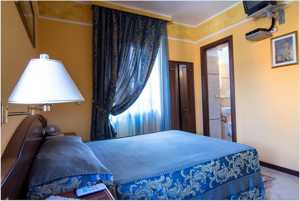 B&B Degli Amici Ciampino Rom bilde
